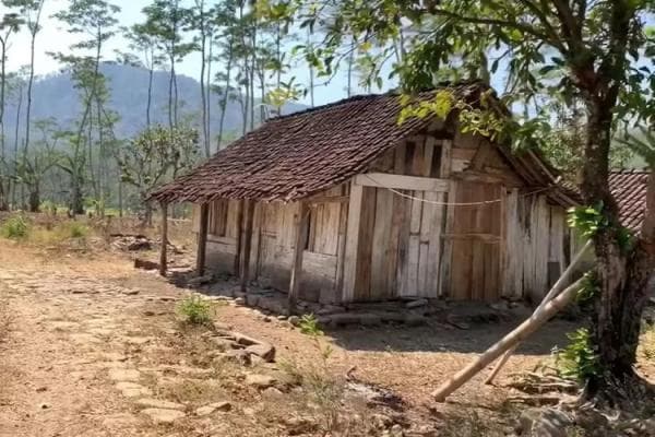 Melihat Jejak 4 Kampung Mati di Temanggung, Tersembunyi di Tengah Hutan Melihat Jejak 4 Kampung Mati di Temanggung, Tersembunyi di Tengah Hutan