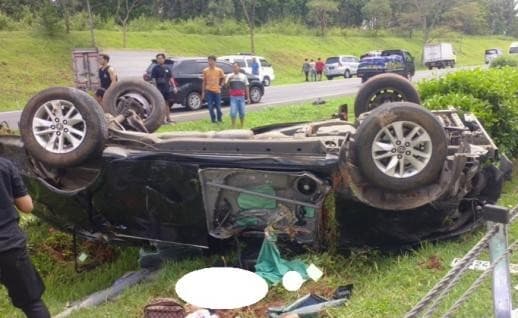 Kecelakaan di Tol Cipali, Mobil Anggota DPRD Jabar Terbalik Masuk Bahu Jalan