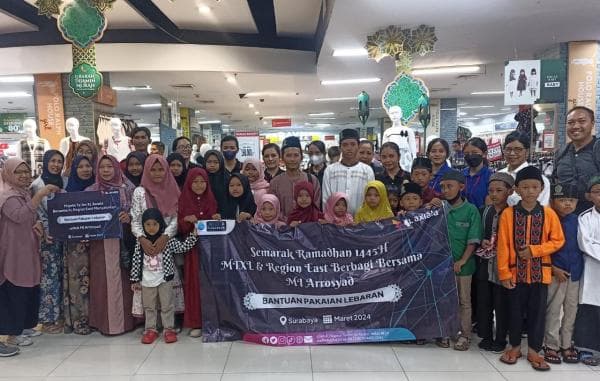 Karyawan XL Axiata Berbagi Kebahagiaan pada Yatim dan Dhuafa di Bulan Suci Ramadan