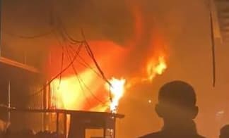Satu Unit Ruko di Pasar KUD Tanjungpinang Ludes Terbakar,