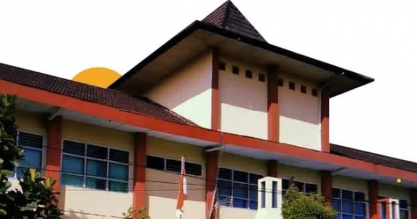Terbaru! 8 SMA Terbaik 2024 di Kudus Cocok Untuk Anak Anda, Langsung Datang ke Sekolahan