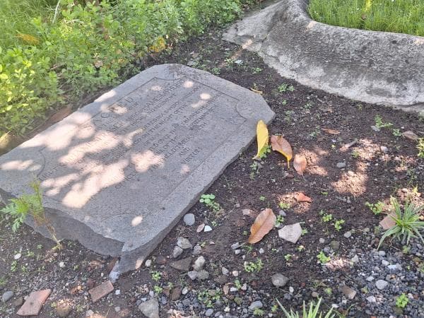 Makam Serdadu Inggris dan Penampakan Noni Belanda di Kampung Benteng Probolinggo