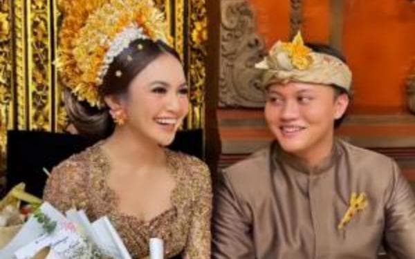 Pernikahan Sensasional Rizky Febian dan Mahalini, Mengusik Tradisi dan Norma, Ini Kata Gus Baha