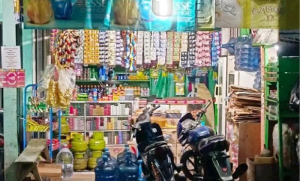 Warung Madura Buka 24 Jam, Bisa Cuan Sampai Rp10 Juta per Hari  