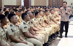 Kapolda Jateng ke Taruna PIP Semarang: Adik-adik Boleh Tegas tapi Tidak Boleh Keras