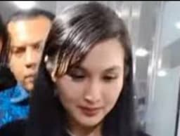 Kasus Korupsi Timah, Sandra Dewi Tertunduk Malu Saat Diperiksa