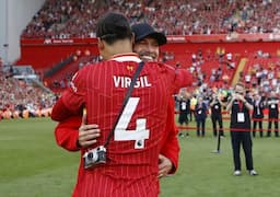 Virgil van Dijk Tak Bisa Bendung Air Matanya di Laga Perpisahan Liverpool dengan Jurgen Klopp