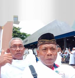 Kerja Keras dan Ikhlas, Hantarkan Jurnalis Senior di Gresik Pergi Haji