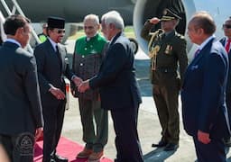 Kunjungi Timor Leste, Sultan Brunei  di sambut Meriah Masyarakat Kota Dili