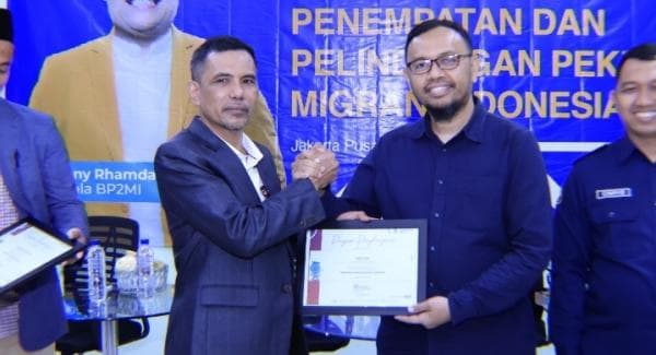 Migrant Watch dan Institut STIAMI Dorong Para Sarjana Lulusan Indonesia Berkiprah di Luar Negeri Migrant Watch dan Institut STIAMI Dorong Para Sarjana Lulusan Indonesia Berkiprah di Luar Negeri