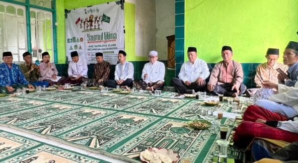 Calon Bupati Yanuar Prihatin Soal Pentingnya Peran Ulama di Tengah Masyarakat Calon Bupati Yanuar Prihatin Soal Pentingnya Peran Ulama di Tengah Masyarakat
