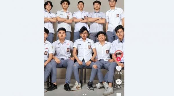 Gaya Nyeleneh Anak SMA di Bandung Jadi Viral, Rambut dan Sepatunya Jadi Sorotan