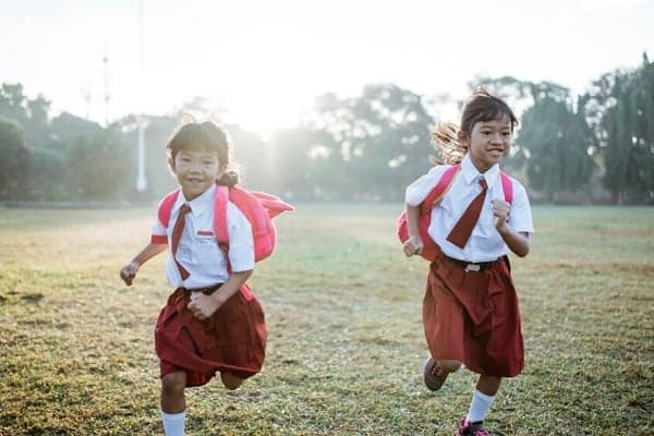 Berikut 20 Contoh Perkenalan Diri saat MPLS, Singkat Namun Berkesan Berikut 20 Contoh Perkenalan Diri saat MPLS, Singkat Namun Berkesan