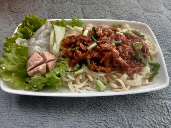 Dari Hobby Masak, Dosen Ini Ciptakan Menu Mie Usus Pedas, Pikat Pecinta Kuliner Sidoarjo Dari Hobby Masak, Dosen Ini Ciptakan Menu Mie Usus Pedas, Pikat Pecinta Kuliner Sidoarjo