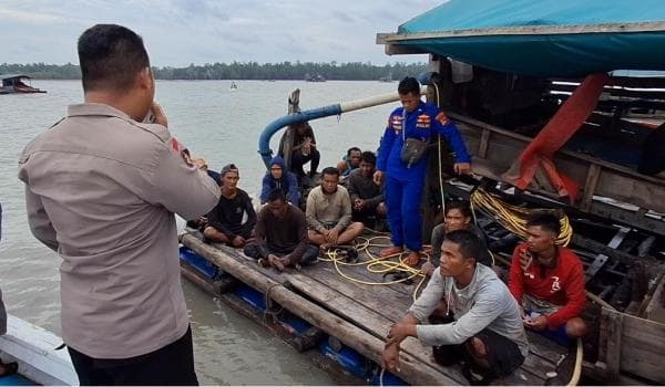 Satpolairud Polres Bangka Barat Tertibkan Tambang Timah Ilegal di Perairan Belo Laut