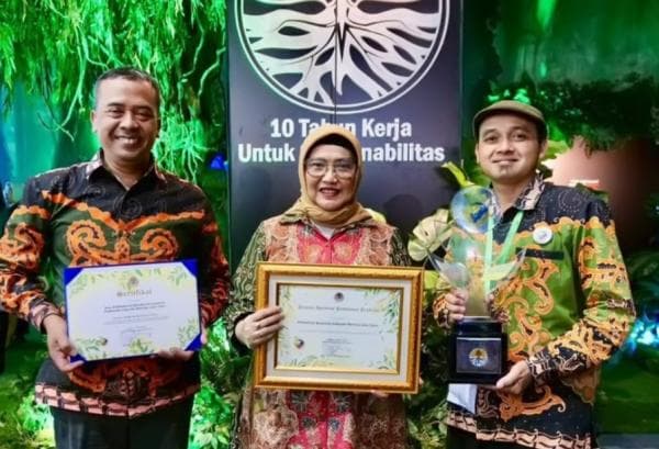 Berkat Program Pelestarian Lingkungan yang Berkelanjutan, Desa Sumberwuluh Raih Penghargaan Proklim