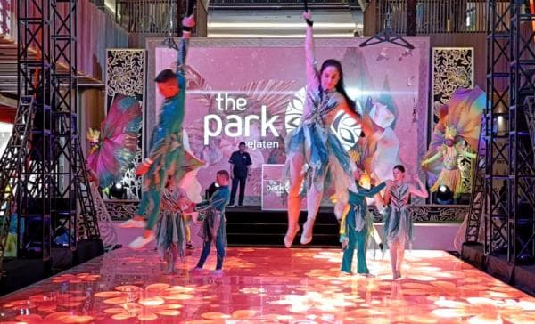 Sirkus Kelas Dunia Hingga Kahitna Meriahkan HUT RI dan Rebranding The Park Pejaten Sirkus Kelas Dunia Hingga Kahitna Meriahkan HUT RI dan Rebranding The Park Pejaten