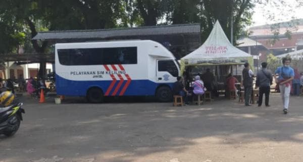 Wajib Tahu! Syarat dan Biaya Perpanjang SIM di Tangsel Wajib Tahu! Syarat dan Biaya Perpanjang SIM di Tangsel