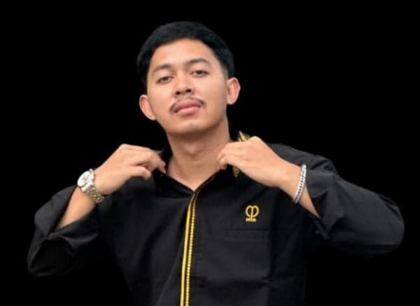 Dari Kehilangan Arah hingga Menemukan Arti Hidup: Supriyadi FX Curahkan Rasa di Lagu untuk Sang Ibu Dari Kehilangan Arah hingga Menemukan Arti Hidup: Supriyadi FX Curahkan Rasa di Lagu untuk Sang Ibu