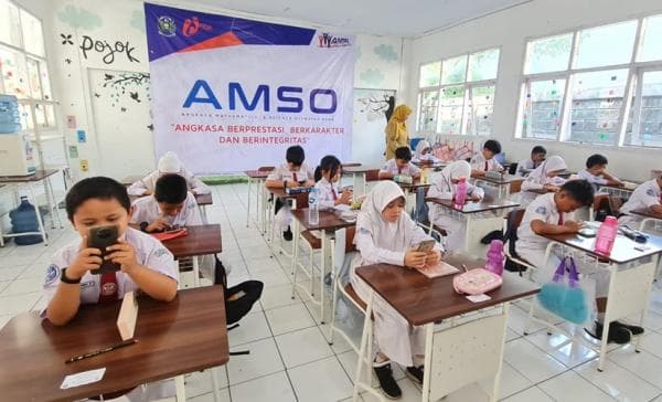 Ratusan Siswa Sekolah Angkasa Lanud Husein Sastranegara Ikut Seleksi Olimpiade Matematika dan Sains Ratusan Siswa Sekolah Angkasa Lanud Husein Sastranegara Ikut Seleksi Olimpiade Matematika dan Sains