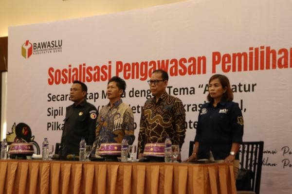Bawaslu Sosialisasi Pengawasan Pemilihan Secara Tatap Muka Dengan ASN Bone