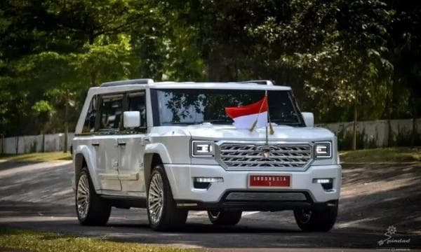 MV3 Garuda Limousine, Mobil Buatan Pindad Yang Antar Prabowo ke Istana MV3 Garuda Limousine, Mobil Buatan Pindad Yang Antar Prabowo ke Istana
