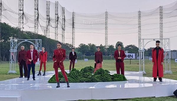 Bie Hin Tailor, 94 Tahun Merajut Keanggunan dan Inovasi dalam Dunia Fashion Bie Hin Tailor, 94 Tahun Merajut Keanggunan dan Inovasi dalam Dunia Fashion