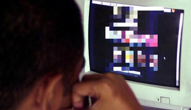 Hukum Menonton Film Dewasa Menurut Islam, Begini Penjelasan Ulama Hukum Menonton Film Dewasa Menurut Islam, Begini Penjelasan Ulama