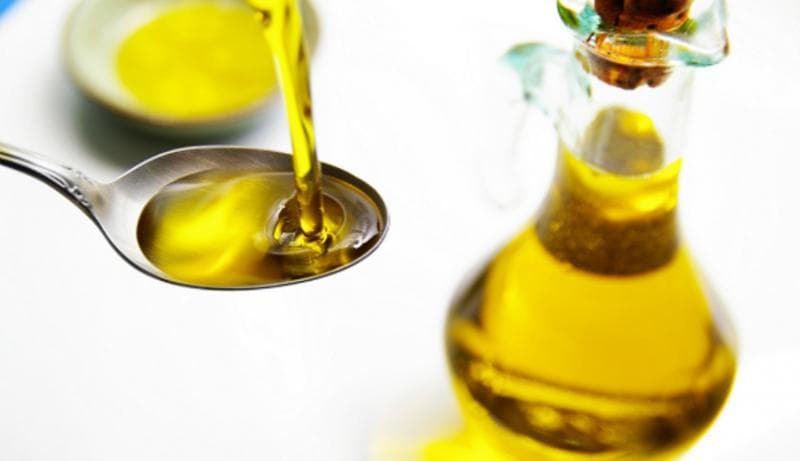 Cara Memakai Minyak Lintah Papua yang Benar dan Tepat Cara Memakai Minyak Lintah Papua yang Benar dan Tepat