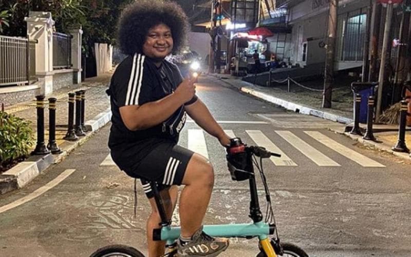 Profil dan Biodata Babe Cabita, Komika yang Meninggal usai Berjuang Lawan Penyakit Langka