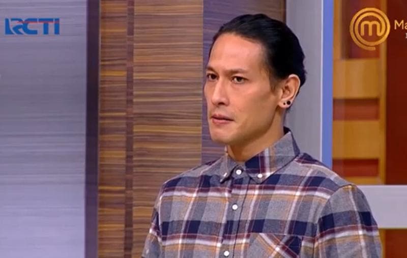 Kisah Sukses Chef Juna, Pernah Hidup Susah, Ngorek Sampah demi Bisa Makan Kisah Sukses Chef Juna, Pernah Hidup Susah, Ngorek Sampah demi Bisa Makan