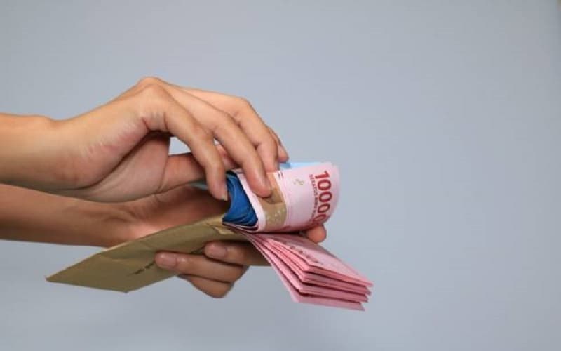 Aturan Kompensasi Pekerja Kontrak Tidak Berubah di UU Cipta Kerja, Berapa Besarannya?