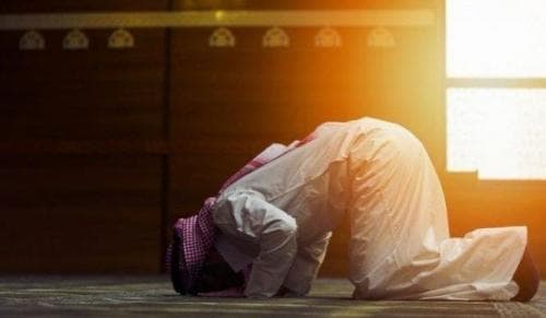 Niat Sholat Syuruq 2 Rakaat, Lengkap dengan Tata Cara hingga Dalilnya