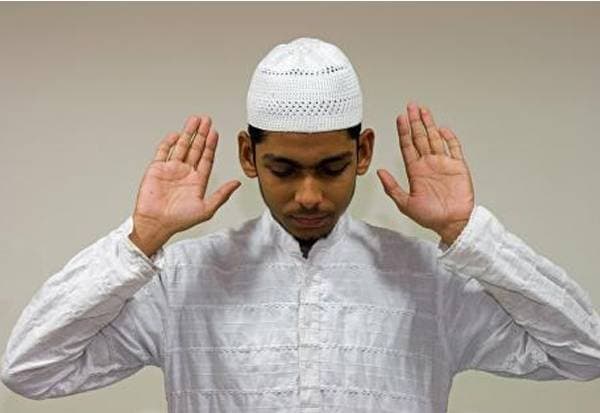 Takbiratul Ihram Beserta Doa Iftitah Lengkap Bacaan Arab, Latin dan Artinya