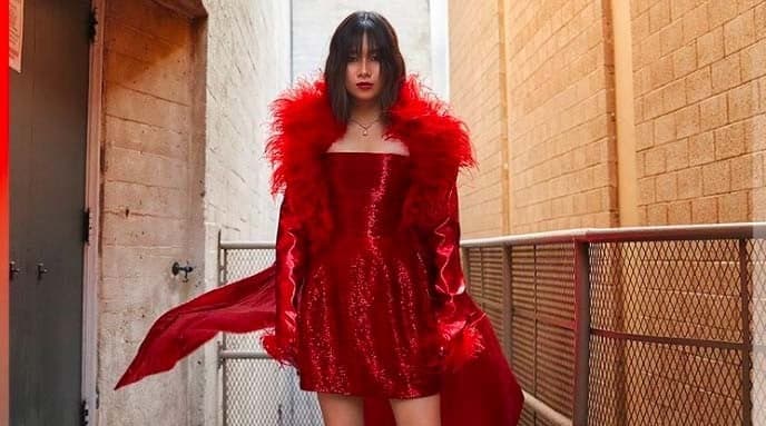 Lirik Lagu Take A Chance With Me dan Terjemahan-Niki, Kisah Cinta yang Romantis