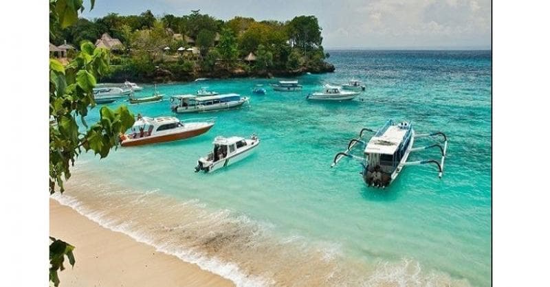 4 Island Hopping dengan Pemandangan Terindah di Indonesia, Harus Dikunjungi Sekali Seumur Hidup