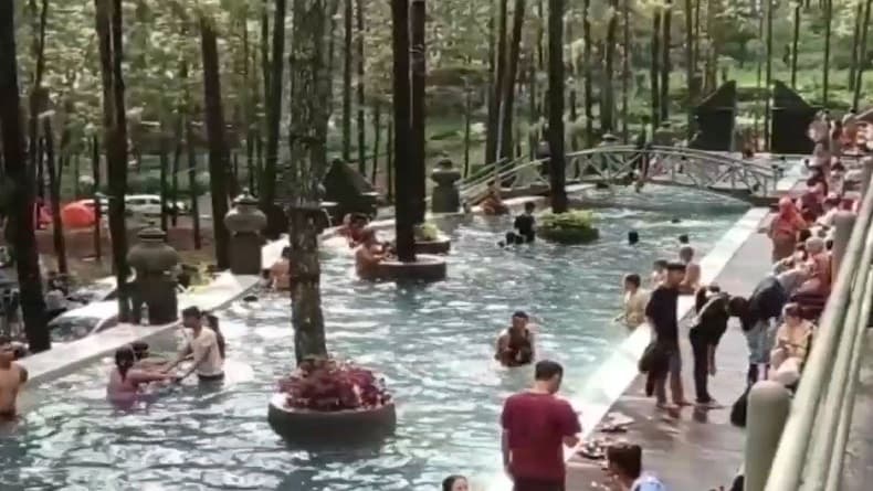 Profil Kabupaten Tegal, Dikelilingi dan Dibelah 2 Sungai Besar