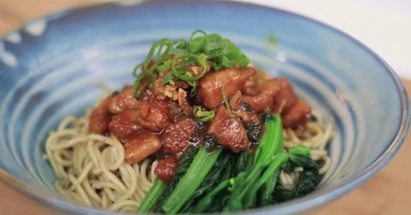 Resep Mie Ayam Ala Abang-abang Anti Gagal Bikin Ketagihan