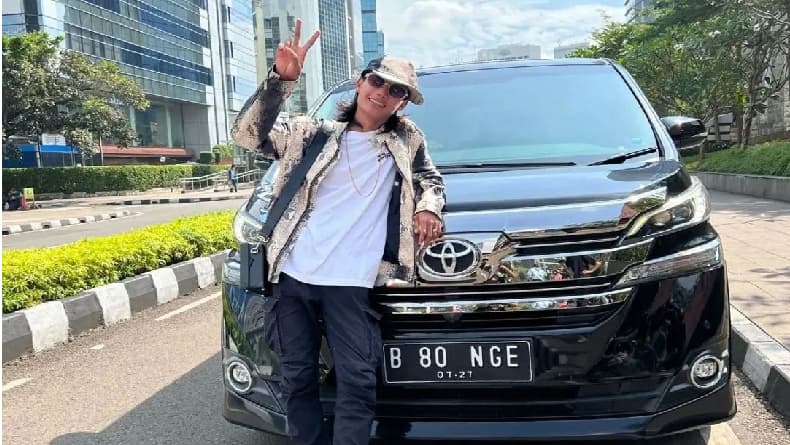 Seleb Dadakan yang Kini Tenggelam Tidak Terkenal Lagi, Nomor 4 Dulunya Polisi