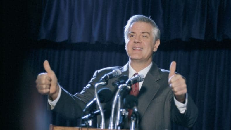 10 Contoh Pidato Bahasa Inggris Singkat Berbagai Tema, Lengkap dengan Terjemahannya