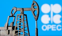 OPEC+ Perpanjang Pengurangan Produksi Minyak hingga 2025