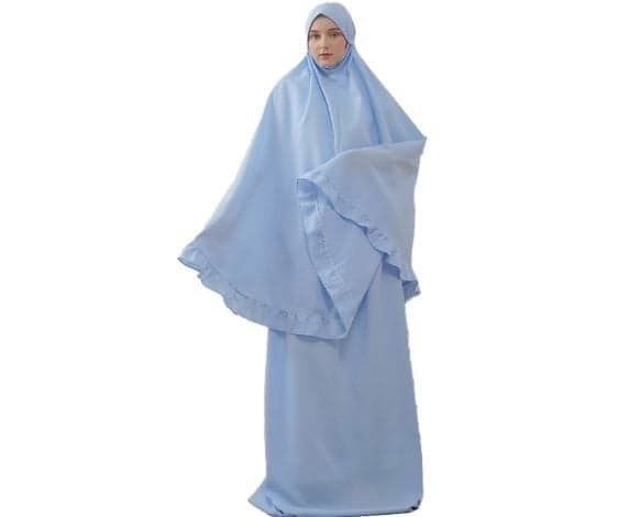 Perlengkapan Umroh Wanita 12 Hari, Catat di Sini!