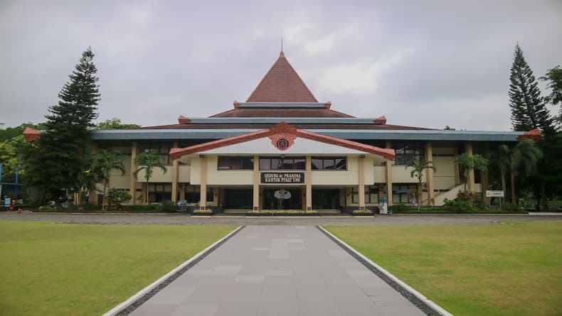 Daftar 35 Universitas Terbaik di Indonesia 2023 Versi Webometrics, UNS Ungguli Undip