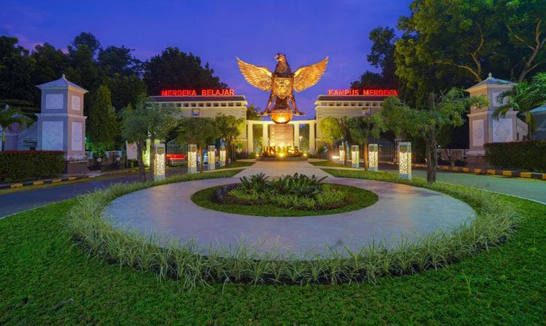 8 Universitas Negeri di Semarang yang Murah, Pilihan Favorit Pelajar Cari Kampus