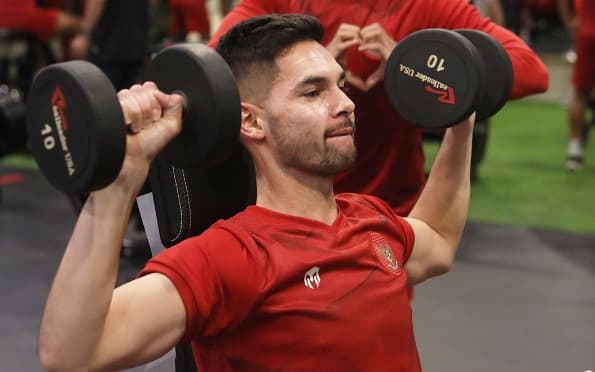 Sebut Sepak Bola Indonesia Sudah Cukup Bagus, Sandy Walsh Yakin Masih Bisa Dikembangkan