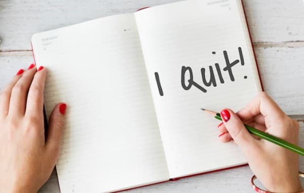 8 Contoh Surat Pengunduran Diri Bahasa Inggris dan Indonesia yang Benar