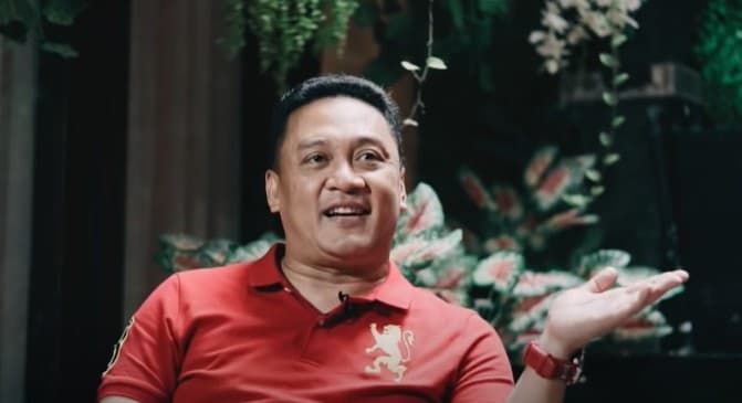 Kisah Mantan Tukang Sol Sepatu Jadi Juragan Hotel hingga Rumah Makan, Kuncinya Orang Tua Kisah Mantan Tukang Sol Sepatu Jadi Juragan Hotel hingga Rumah Makan, Kuncinya Orang Tua