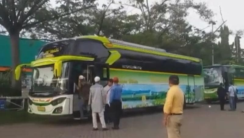 Kisah H Sarnas dari Penjual Pisang Kini Jadi Pemilik PO Bus dengan Puluhan Armada