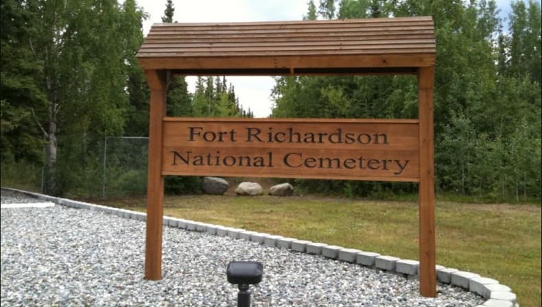 AS Larang Diplomat Rusia Ziarahi Kuburan Tentara Soviet di Pangkalan Militer Alaska, Kenapa?