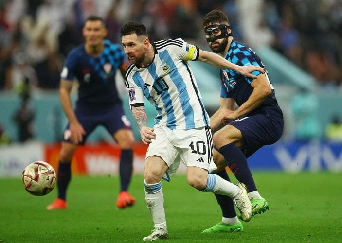 Detik-detik Sihir Lionel Messi Bikin Bek Muda Kroasia Gvdioal Tertipu Tak Berdaya Detik-detik Sihir Lionel Messi Bikin Bek Muda Kroasia Gvdioal Tertipu Tak Berdaya